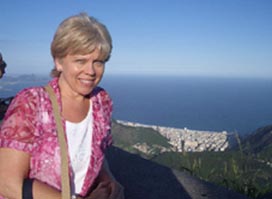 Debbie on top of Corcovado